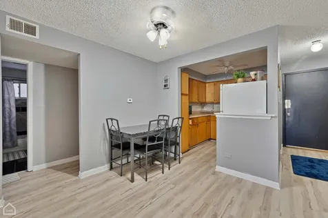 9708 Nottingham Avenue Chicago Ridge IL 60415