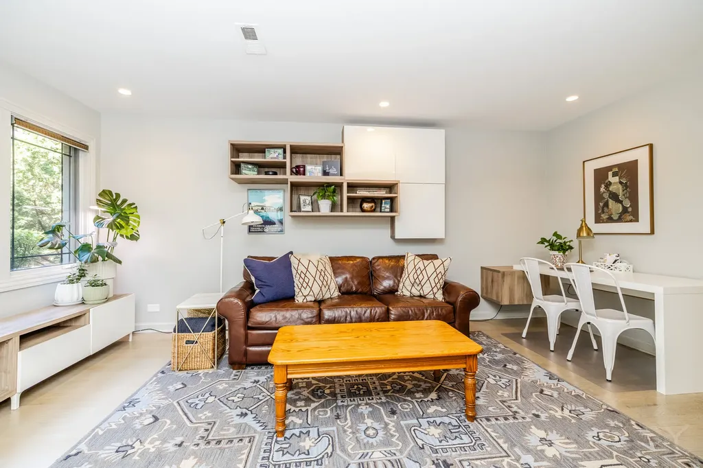 2455 West Ohio Street Chicago IL 60612