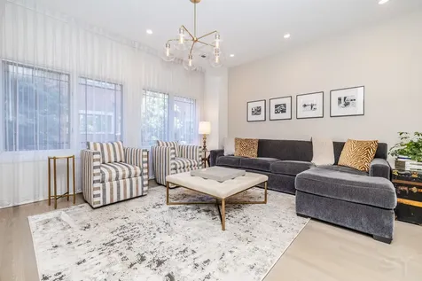 2455 West Ohio Street Chicago IL 60612