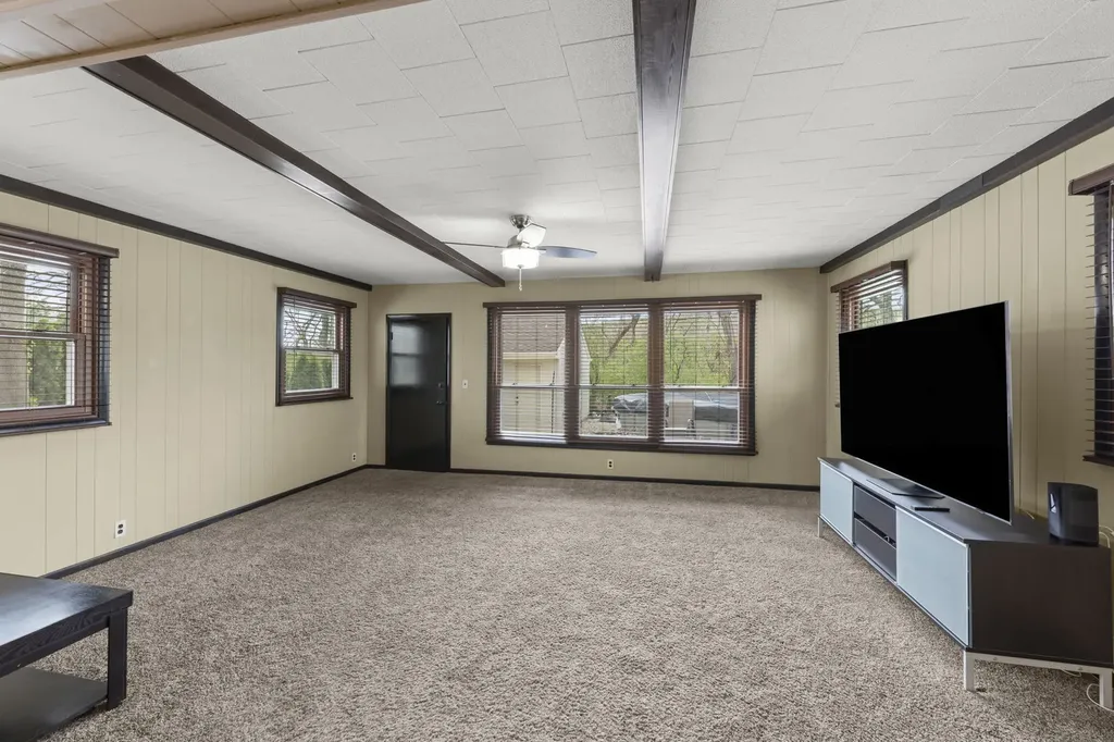 5818 Ridgewood Drive Western Springs IL 60558