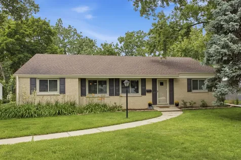 5818 Ridgewood Drive Western Springs IL 60558