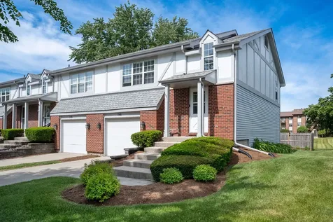 746 Eletson Drive Crystal Lake IL 60014