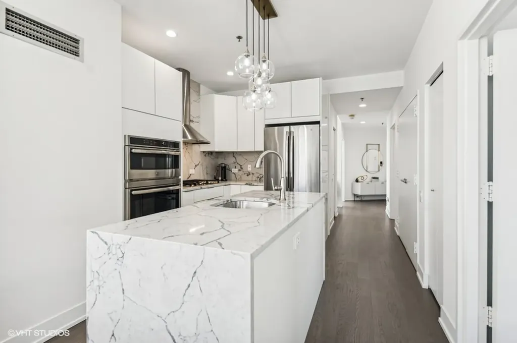 510 West Erie Street Chicago IL 60654