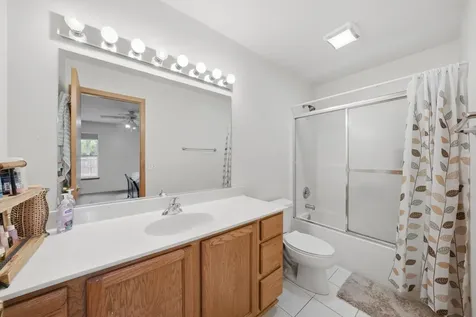3009 W Sherman Avenue Waukegan IL 60085