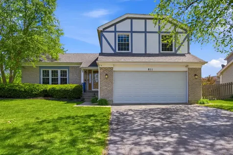811 Westbury Drive Algonquin IL 60102