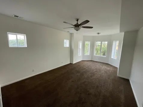 649 East Marquette Road Chicago IL 60637