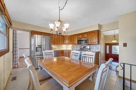 6234 Dolores Drive Oak Forest IL 60452
