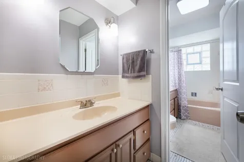 3023 North Paris Avenue River Grove IL 60171