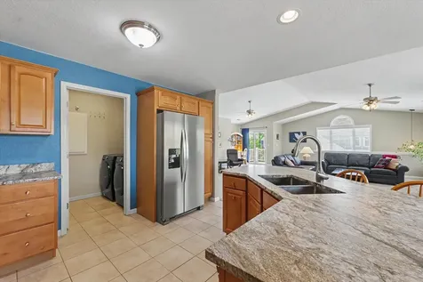 106 Essex Lane Savoy IL 61874
