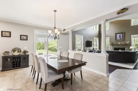 224 Red Oak Court Island Lake IL 60042