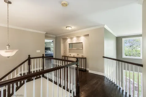 224 Red Oak Court Island Lake IL 60042