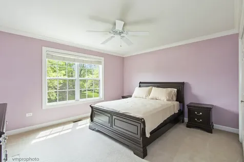 224 Red Oak Court Island Lake IL 60042