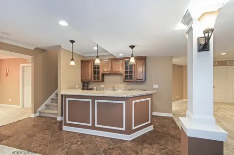 224 Red Oak Court Island Lake IL 60042