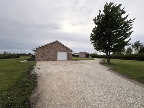 31025 North 2400 East Road Dwight IL 60420