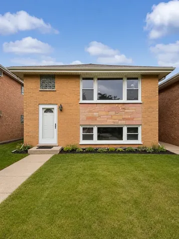 1551 North 43rd Avenue Stone Park IL 60165