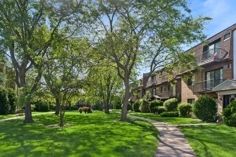 3488 Salem Walk Northbrook IL 60062