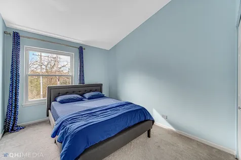 1679 Templeton Court Mundelein IL 60060