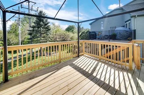 1679 Templeton Court Mundelein IL 60060