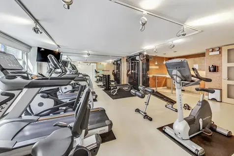 777 North Michigan Avenue Chicago IL 60611