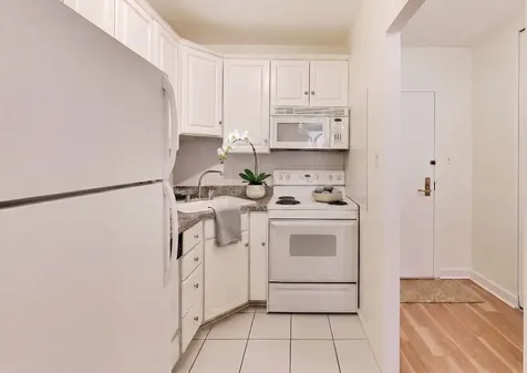 777 North Michigan Avenue Chicago IL 60611