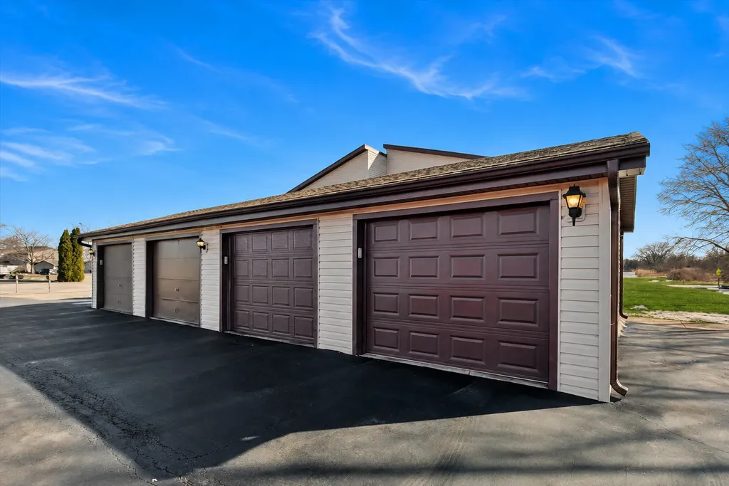 783 Bon Terre Road New Lenox IL 60451