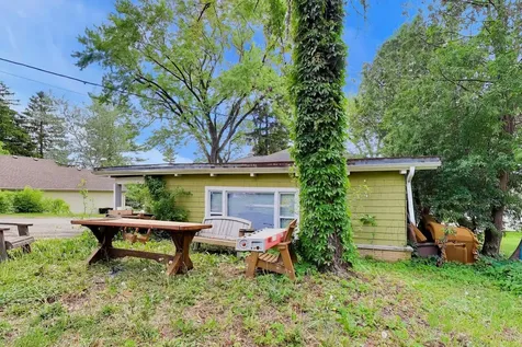 330 Park Avenue Cary IL 60013