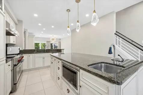 125 Circle Ridge Drive Burr Ridge IL 60527