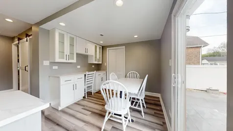 1322 Harvey Avenue Berwyn IL 60402