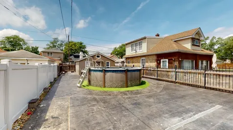 1322 Harvey Avenue Berwyn IL 60402