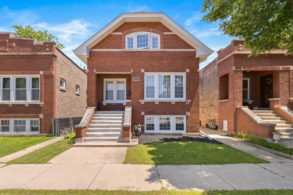 2511 Highland Avenue Berwyn IL 60402