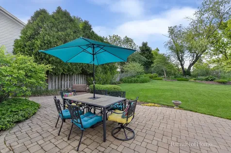 581 Tanager Lane West Chicago IL 60185