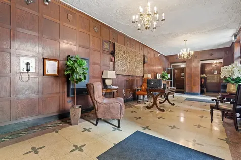 6700 South Crandon Avenue Chicago IL 60649