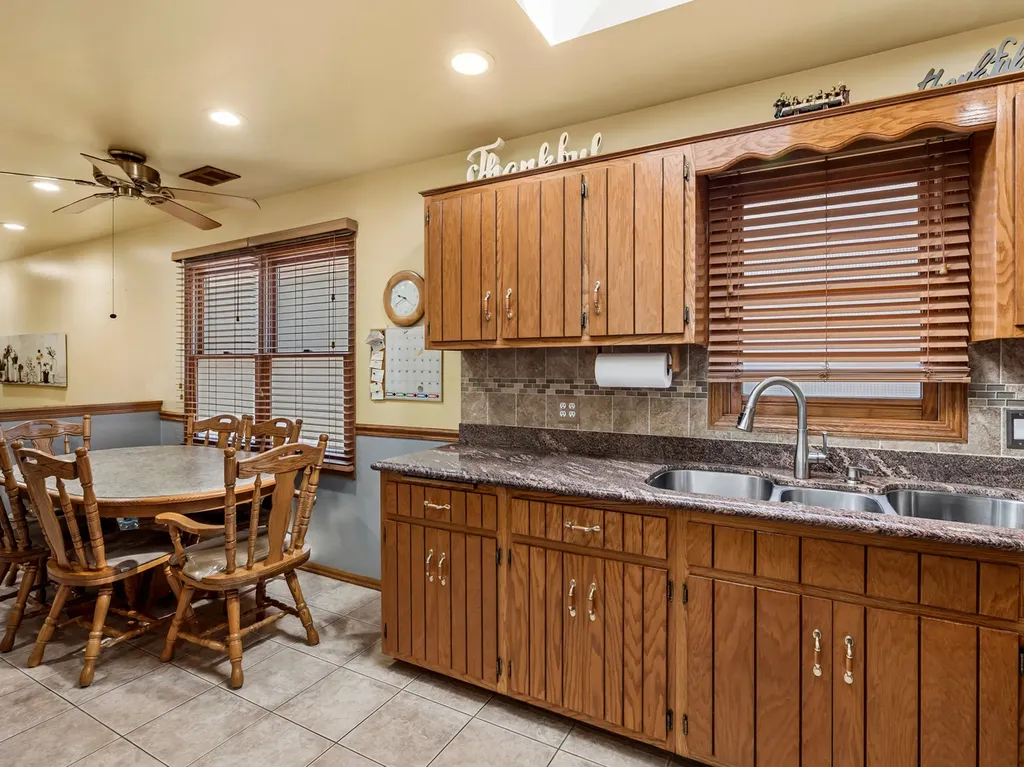 5326 South Nagle Avenue Chicago IL 60638