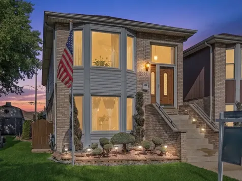 5326 South Nagle Avenue Chicago IL 60638