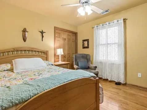 5326 South Nagle Avenue Chicago IL 60638