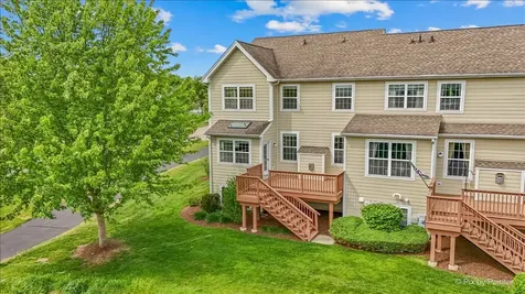 1131 Falcon Ridge Drive Elgin IL 60124