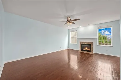 1131 Falcon Ridge Drive Elgin IL 60124
