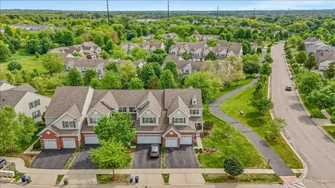 1131 Falcon Ridge Drive Elgin IL 60124