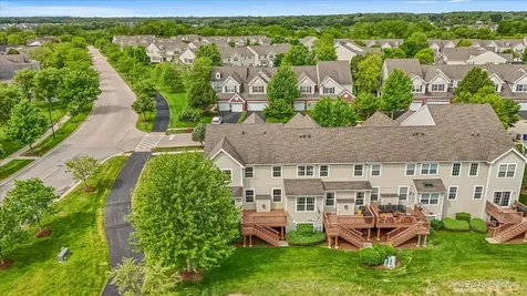 1131 Falcon Ridge Drive Elgin IL 60124