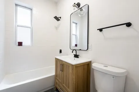 852 North Christiana Avenue Chicago IL 60651