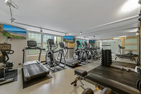777 North Michigan Avenue Chicago IL 60611