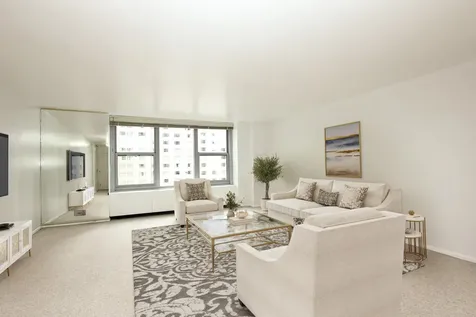 777 North Michigan Avenue Chicago IL 60611