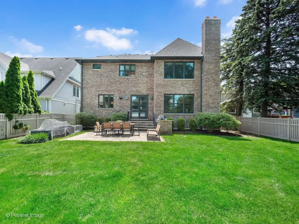 225 East Wilson Street Elmhurst IL 60126