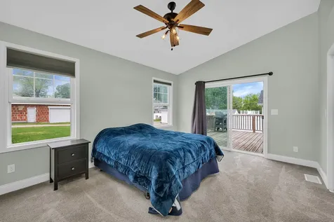 613 2ND Avenue Ottawa IL 61350