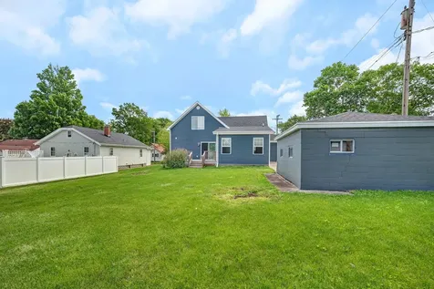 613 2ND Avenue Ottawa IL 61350