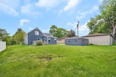 613 2ND Avenue Ottawa IL 61350