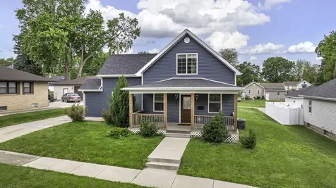 613 2ND Avenue Ottawa IL 61350