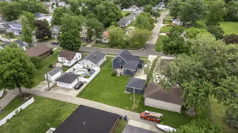 613 2ND Avenue Ottawa IL 61350