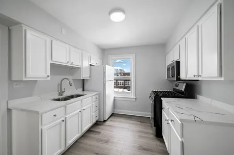423 Funston Avenue Highwood IL 60040