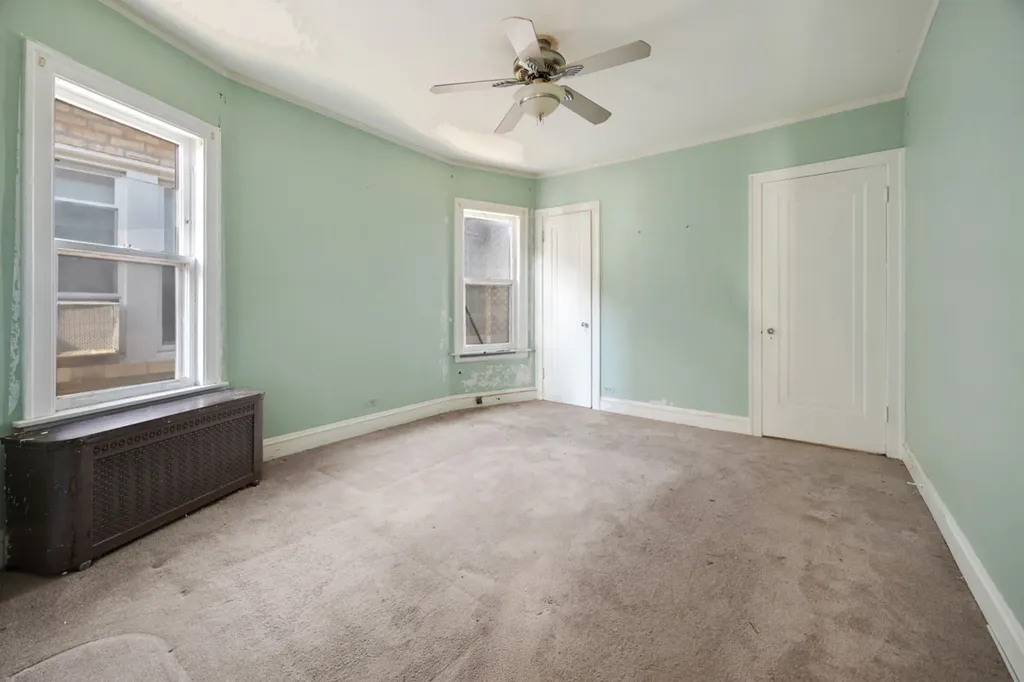 1748 North New England Avenue Chicago IL 60707